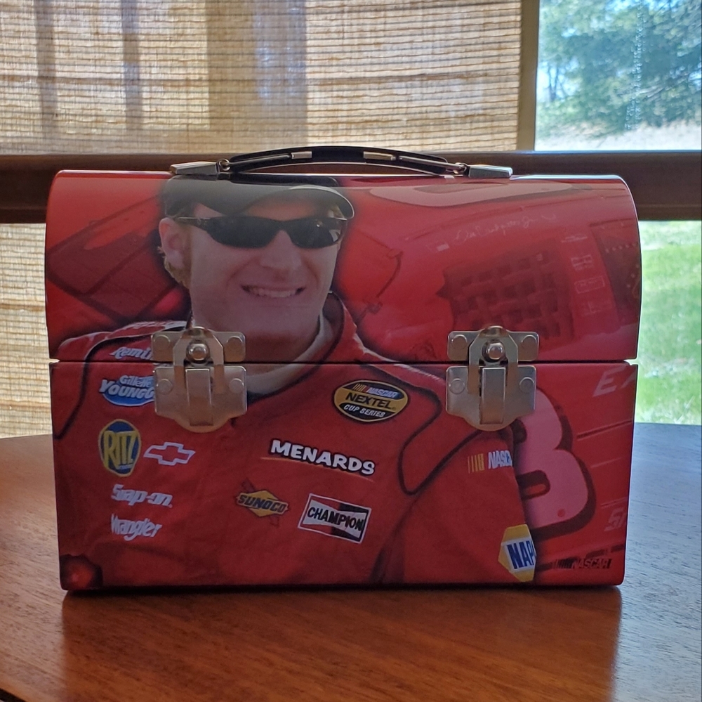 Nascar Dale Earnhardt Jr #8 Budweiser Chevy Menards Lunch Box